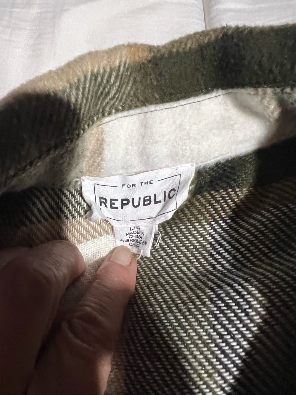 Womens Shacket - Picture 2 of 3